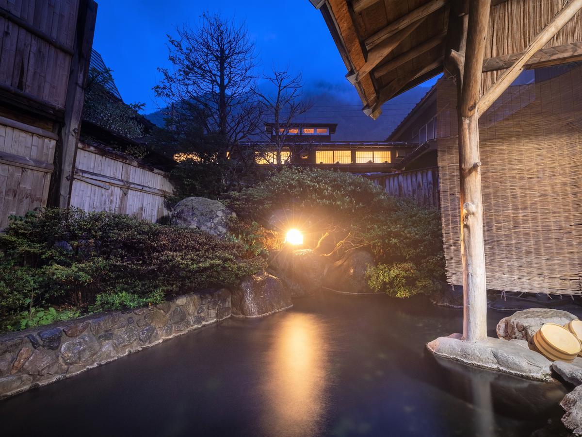 Ryokan Gizan Takayama  Eksteriør billede